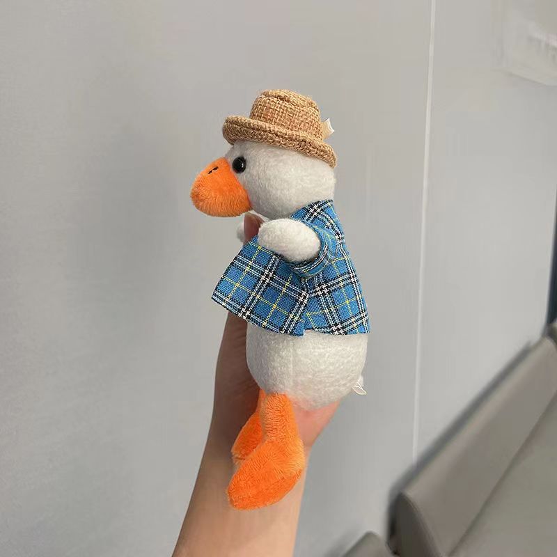 15cm Cute Duck Plush Keychain  - Car Accessories Girly recension och pris