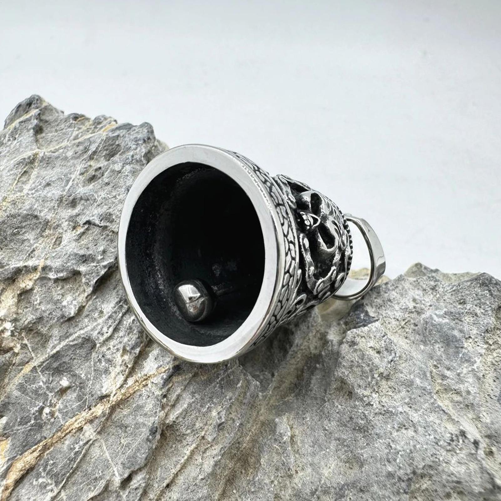 Skull Bell Charm Motorcycle Be - Car Accessories Gifts For Men recension och pris